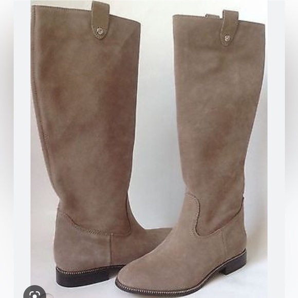 MICHAEL MICHAEL KORS FLAT BOOT TAN SUEDE 6.5 - Picture 1 of 16